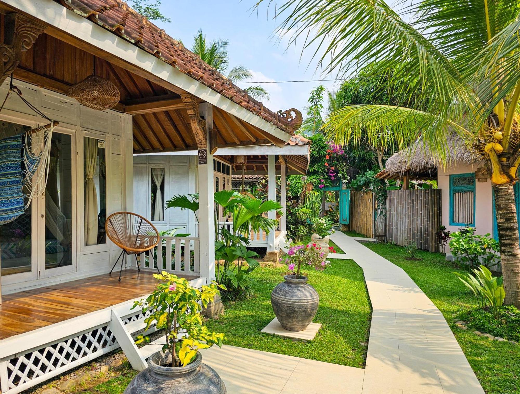 Janur Bungalow Magelang Room photo